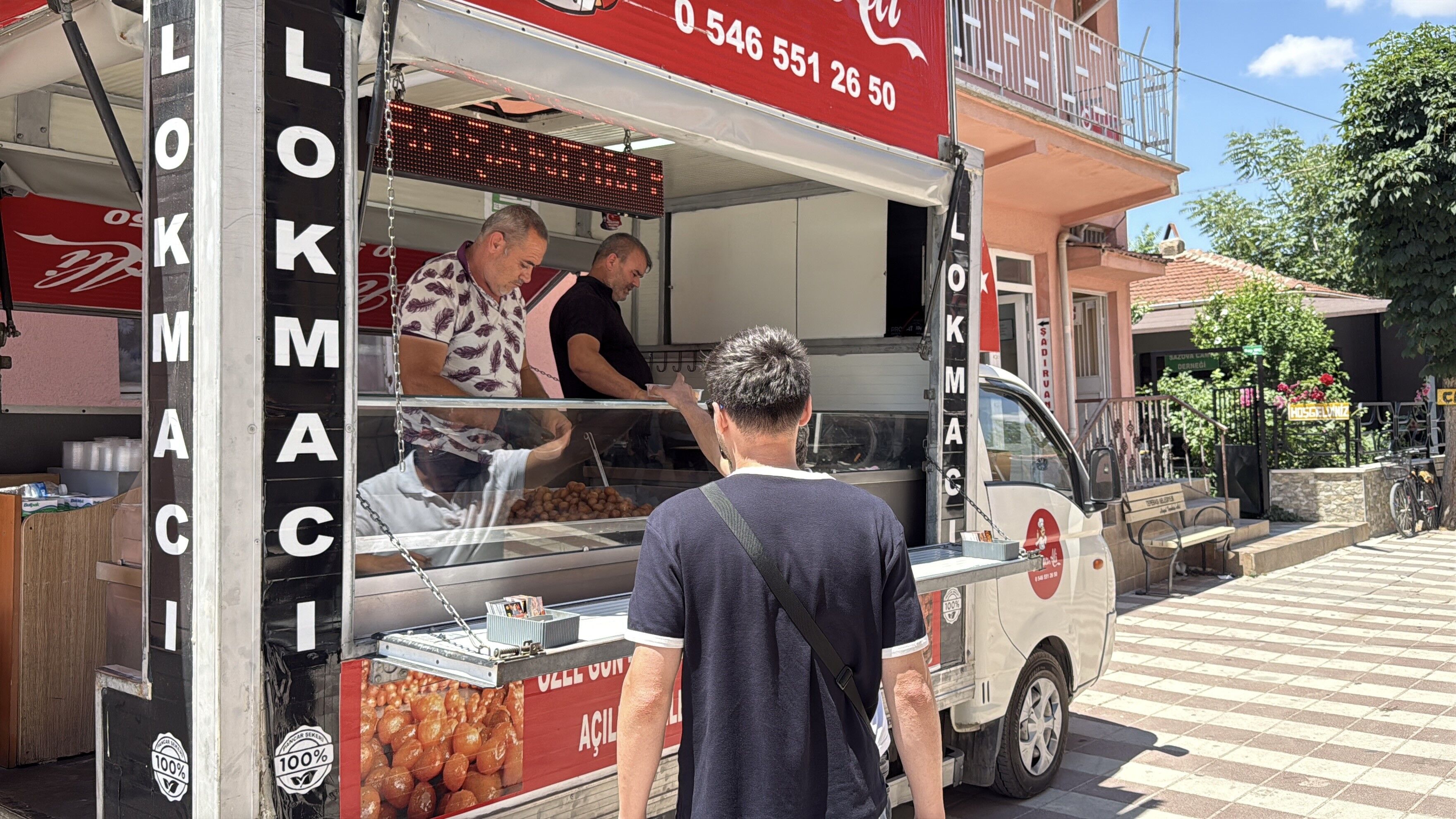 Lokma Dağıtımı