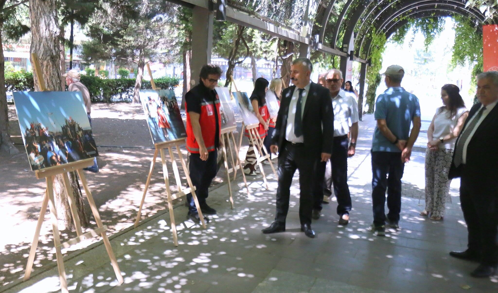 15 Temmuz Resim ve Fotoğraf Sergisi