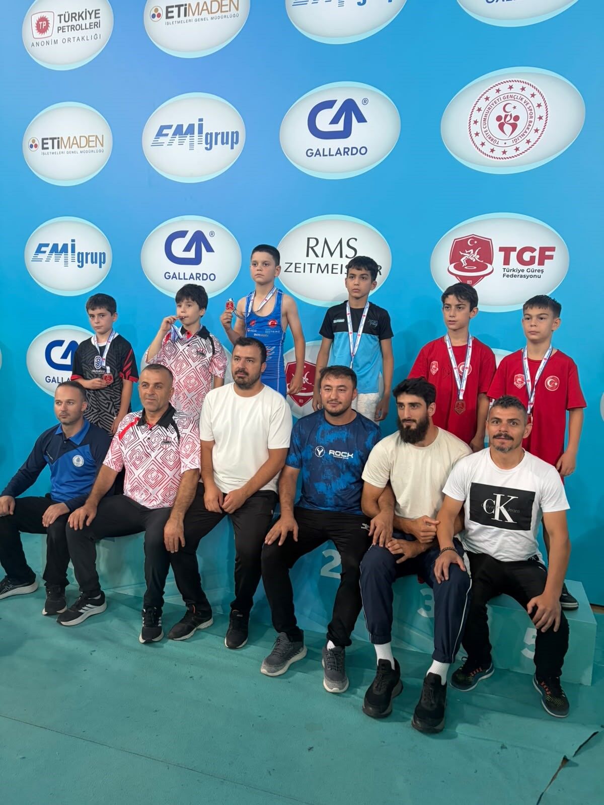 Minik Güreşçişer