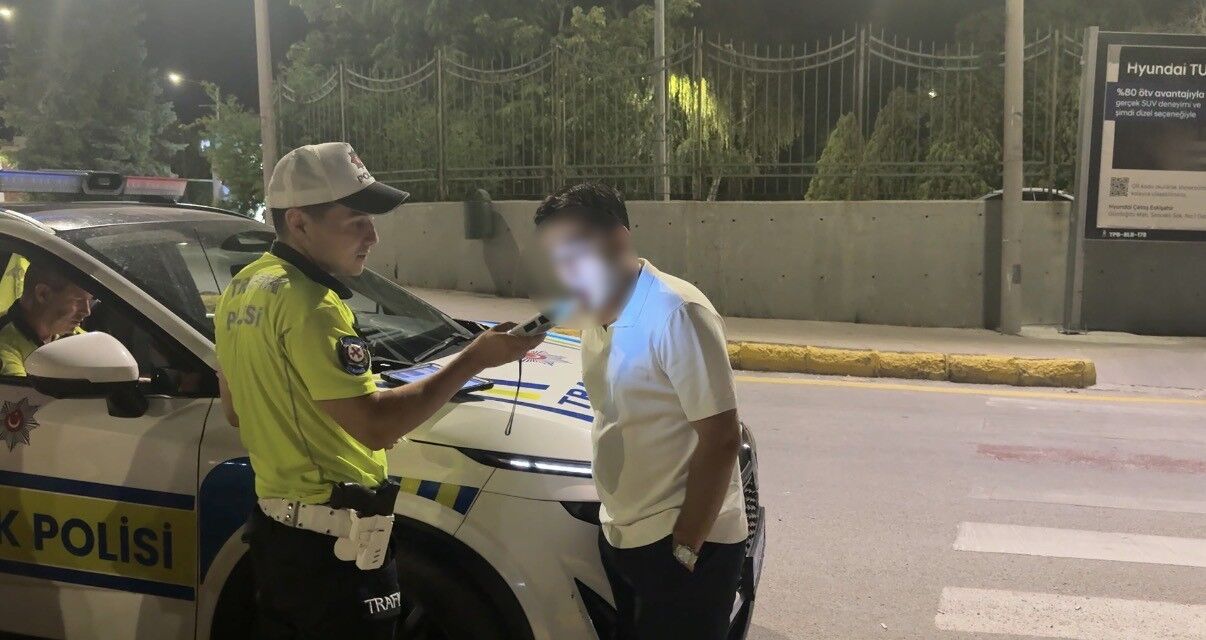 TRAFİK POLİSİ