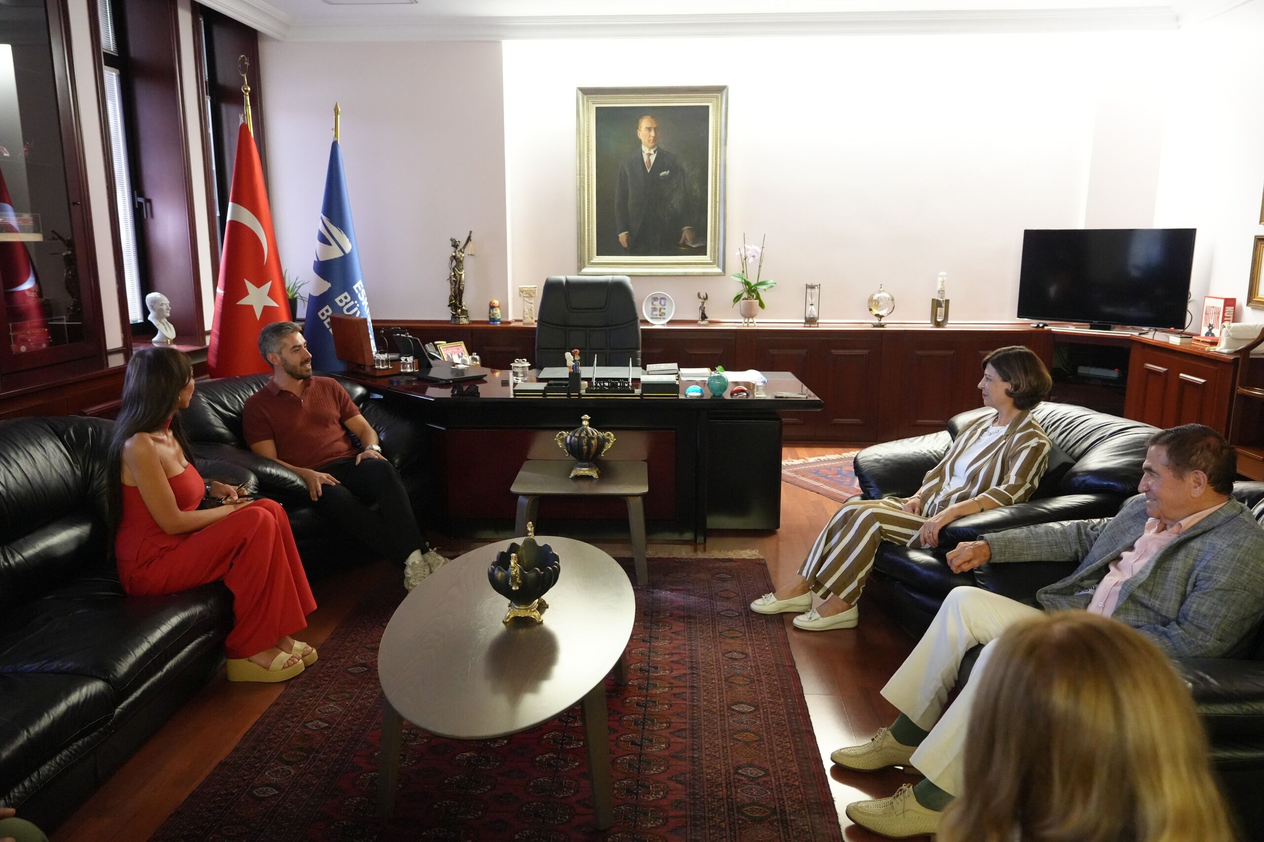 Gurbetçi̇ler İçi̇n Ortak Projeler Masaya Yatirildi (2)