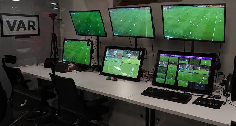 VAR