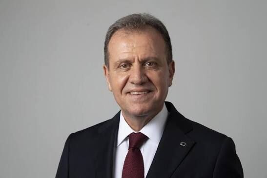 Vahap Seçer