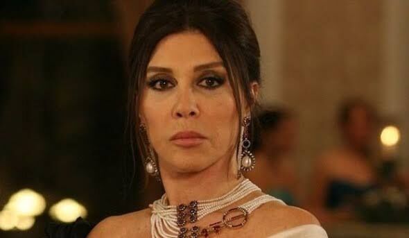 Nebahat Çehre
