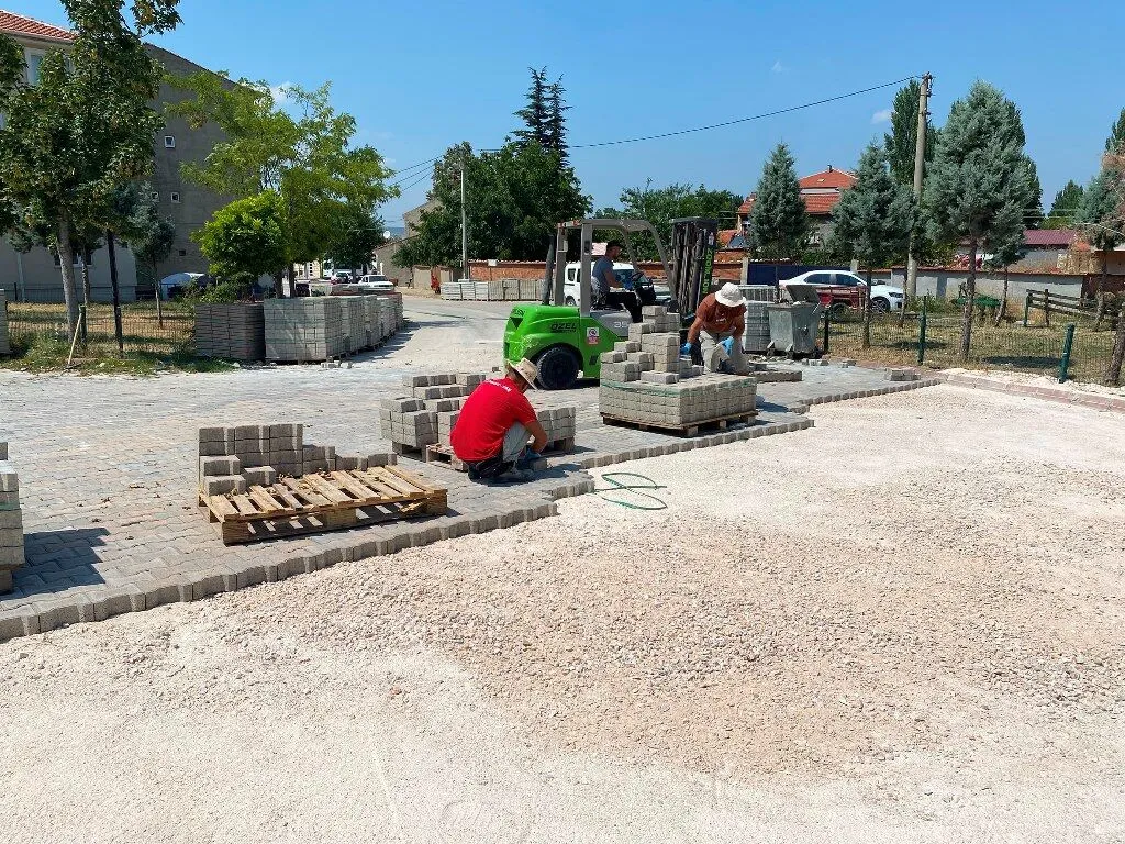 İnönü Erkoç Caddesi
