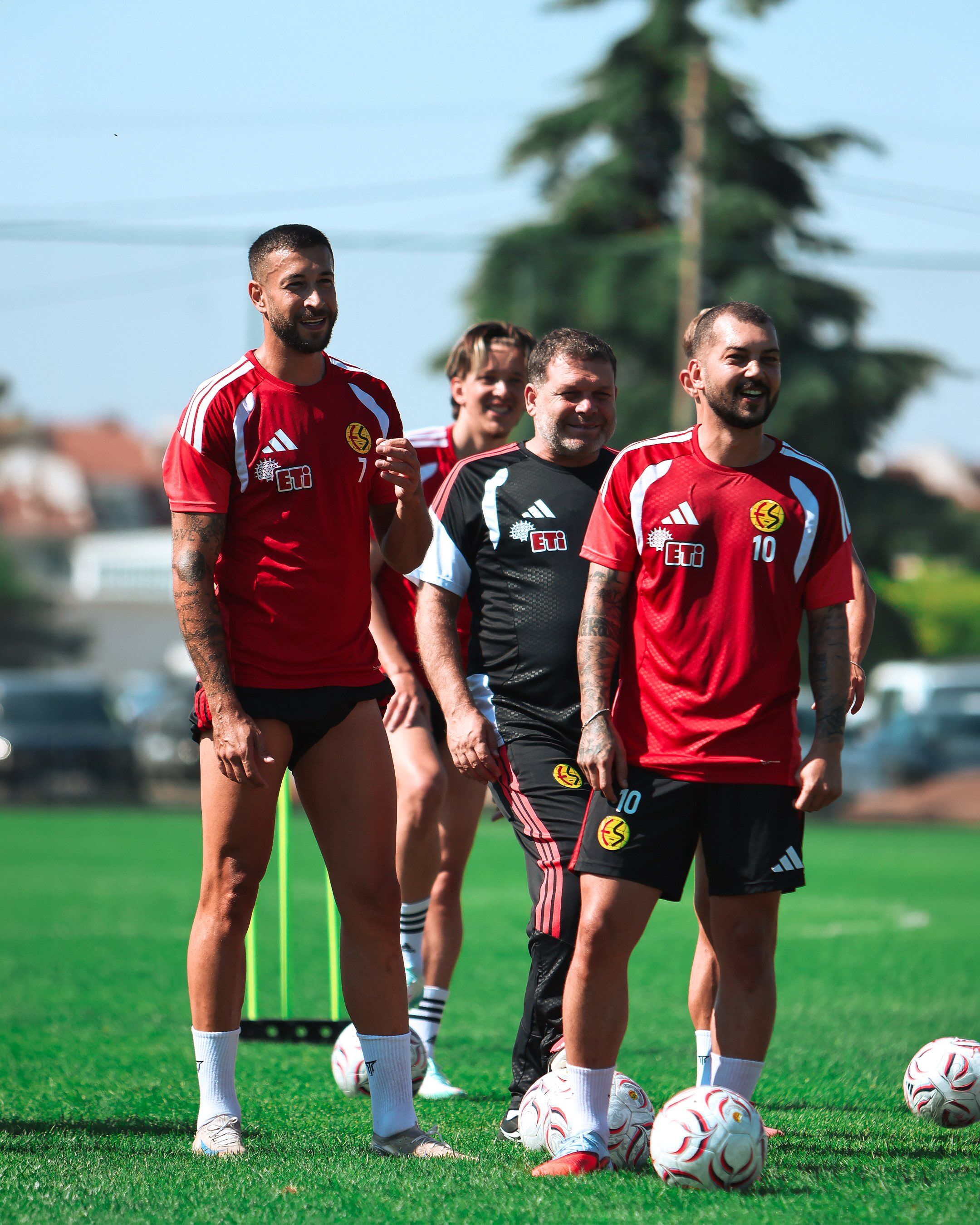 %22Transfer Bitmedi, Ihtiyaç Belirleyecek%22 3