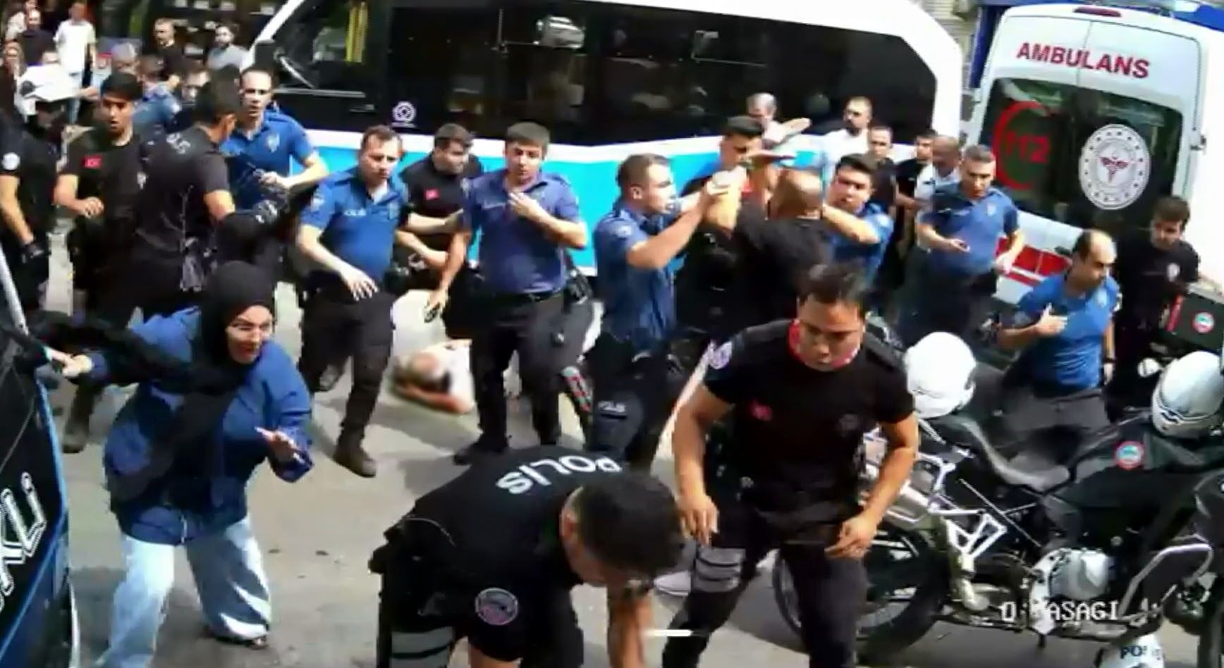 Polis Facia Önledi