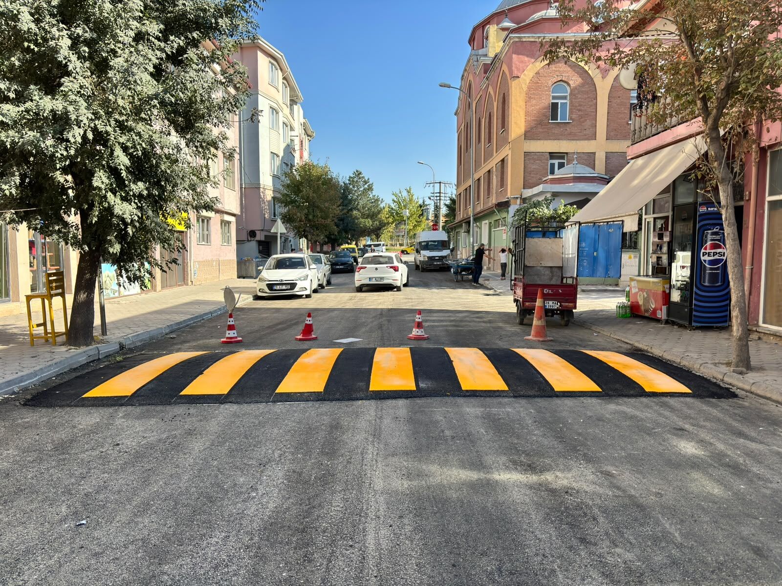 Batikent Bülent Ecevi̇t Bulvari’nda Yol Çi̇zgi̇leri̇ Yeni̇lendi̇
