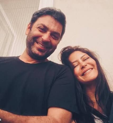 Ozan Akbaba ve eşi
