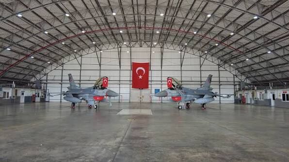 F-16 uçakları