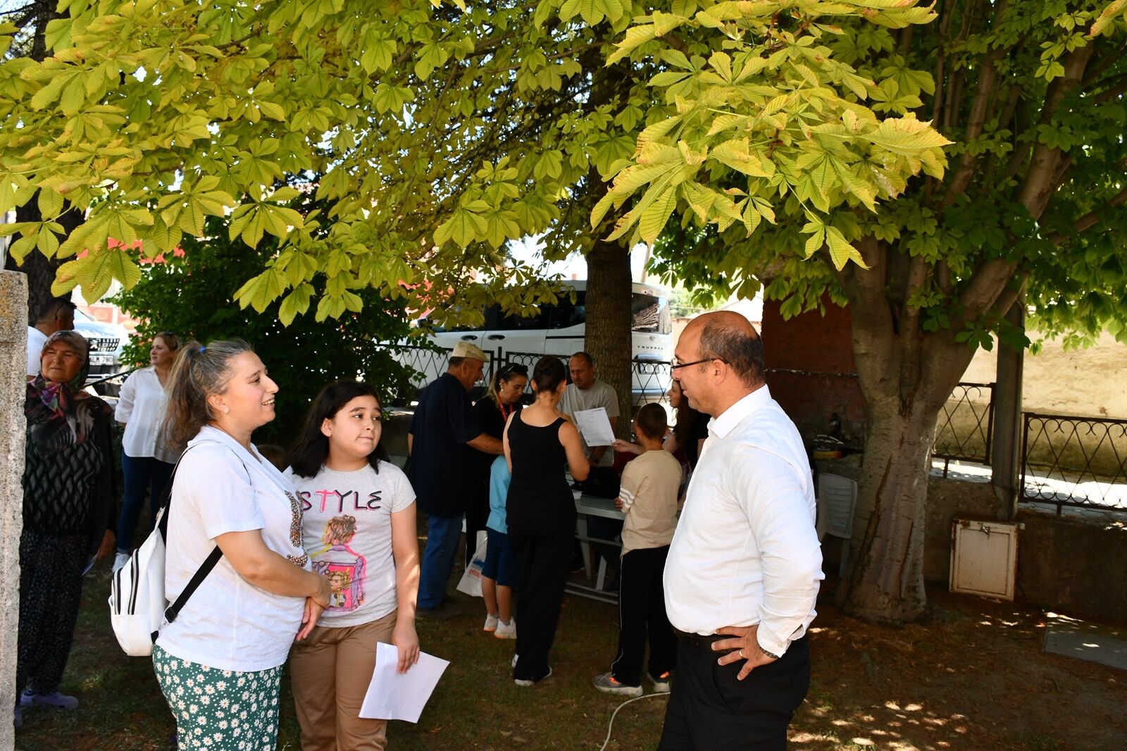 Kirsaldaki̇ Öğrenci̇leri̇n Eği̇ti̇m Yolculuğuna Büyükşehi̇r Desteği̇