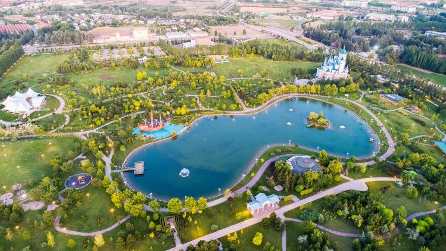 Sazova Parkı