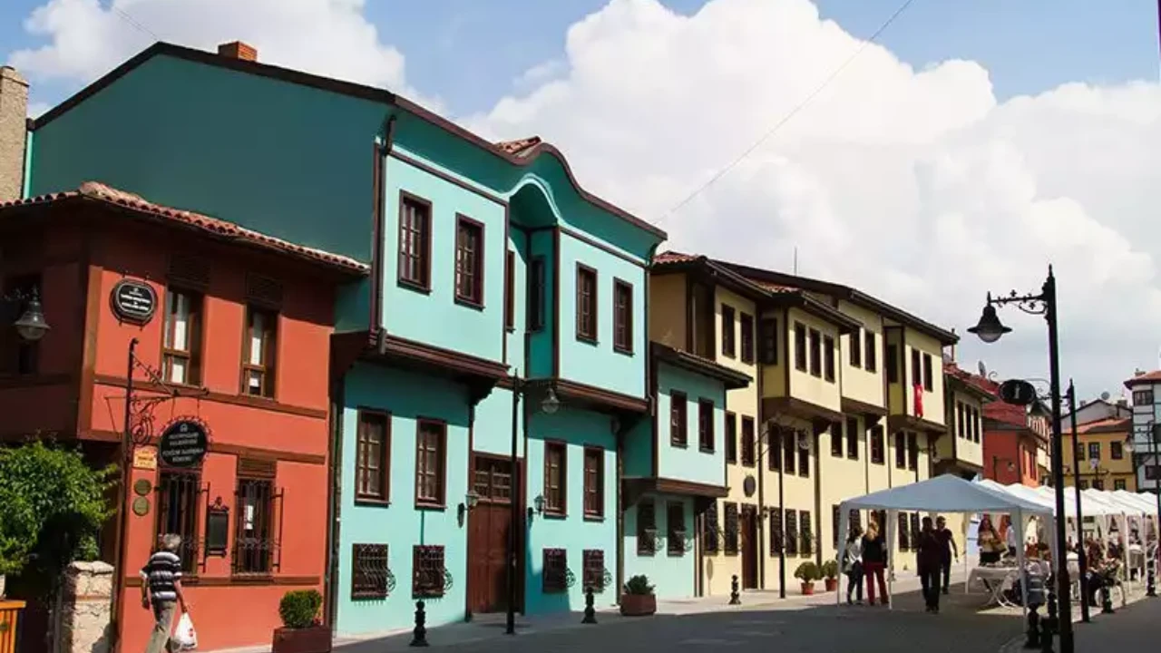 Tarihi Sokaklar ve Konaklar Eskişehir
