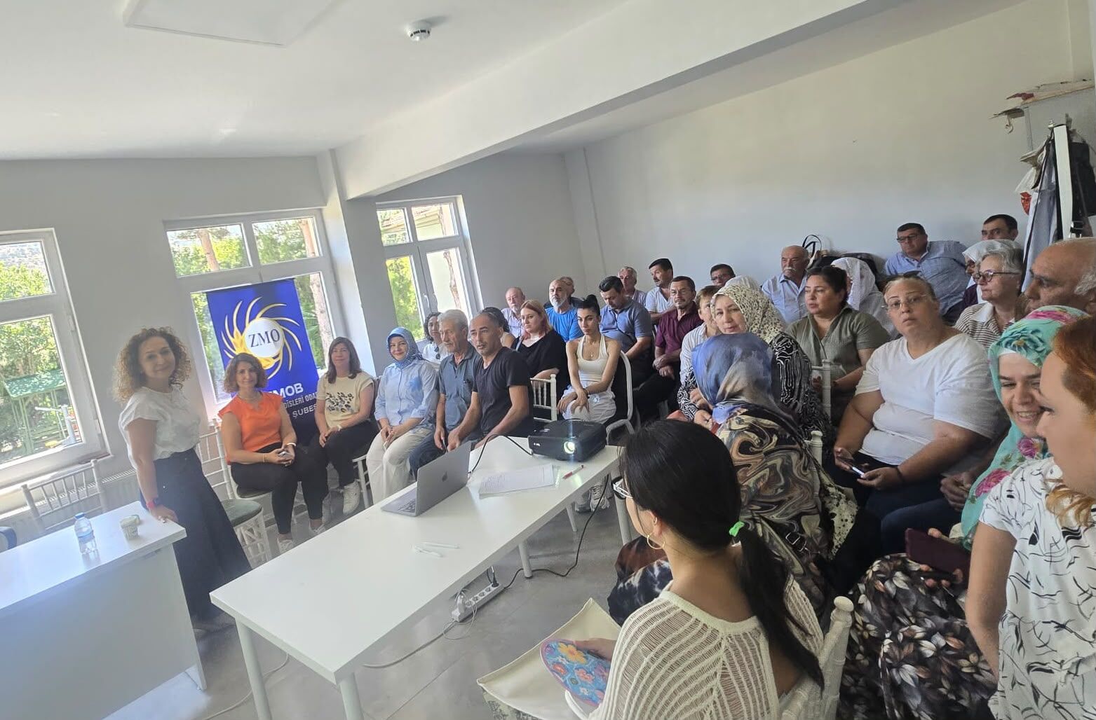 Tarimsal Kooperati̇flerde Pazarlama Eği̇ti̇mi̇ Gerçekleşti̇ri̇ldi̇ (3)