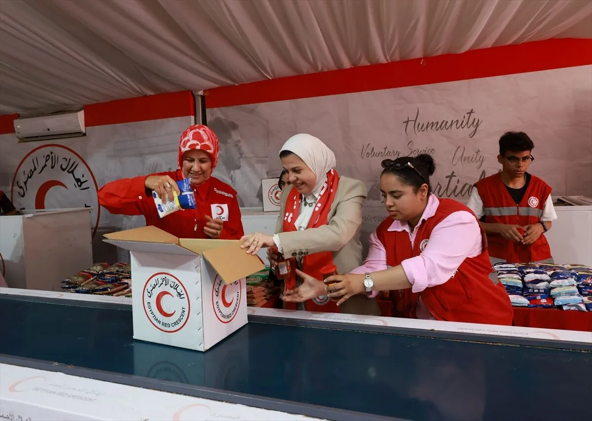 Türk Kızılay Gazze’ye Günlük 600 Yerine 100 Tır Giriyor (3)