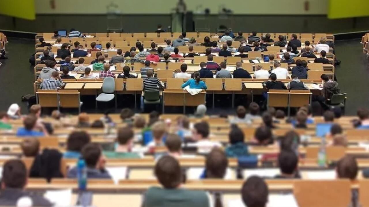 Üniversite Öğrencileri