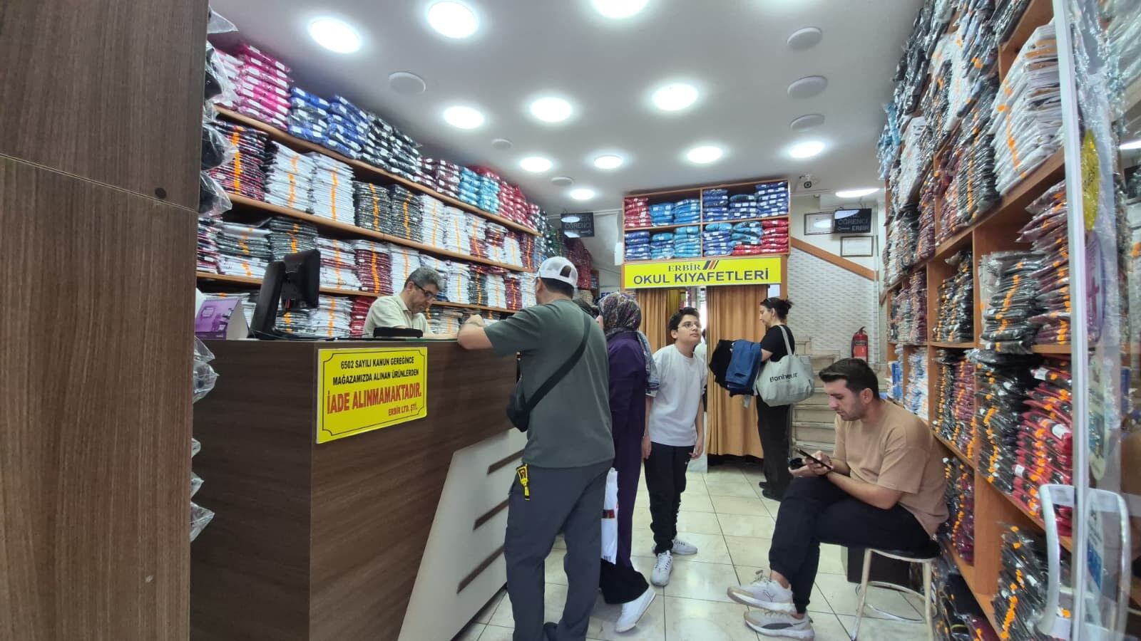Okul kıyafetleri