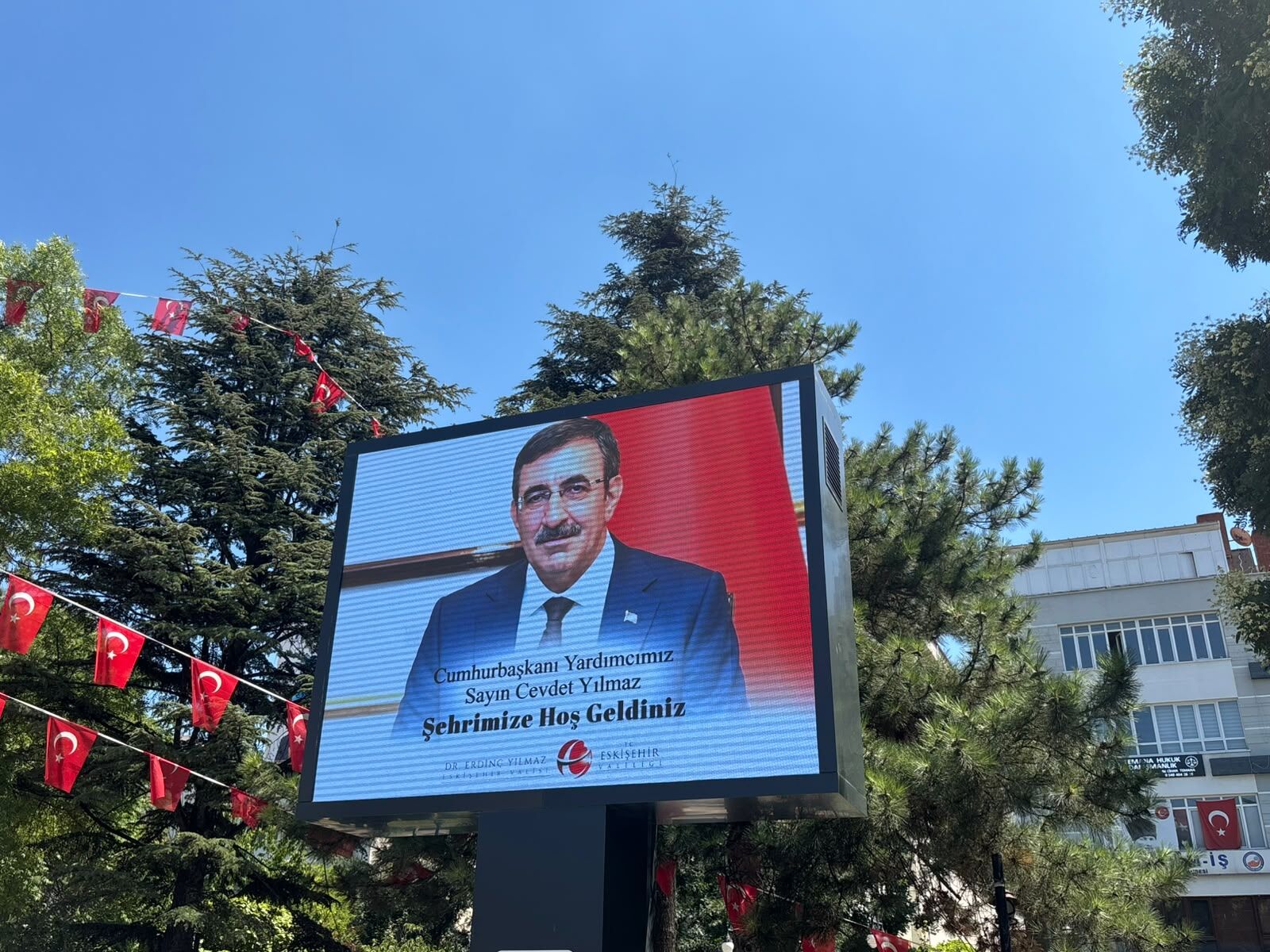 Cevdet Yılmaz Eskişehir'de