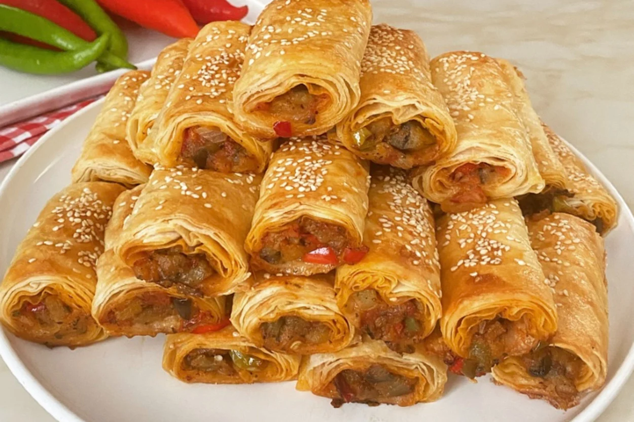 Çay Saatlerinin Yeni Favorisi: Tam Ölçülü Patlıcanlı Börek