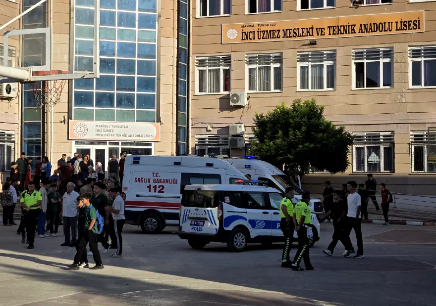 Manisa Turgutlu İlçesindeki Lise