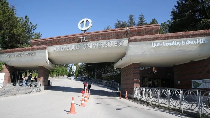 Anadolu Üniversitesi Rektörlük