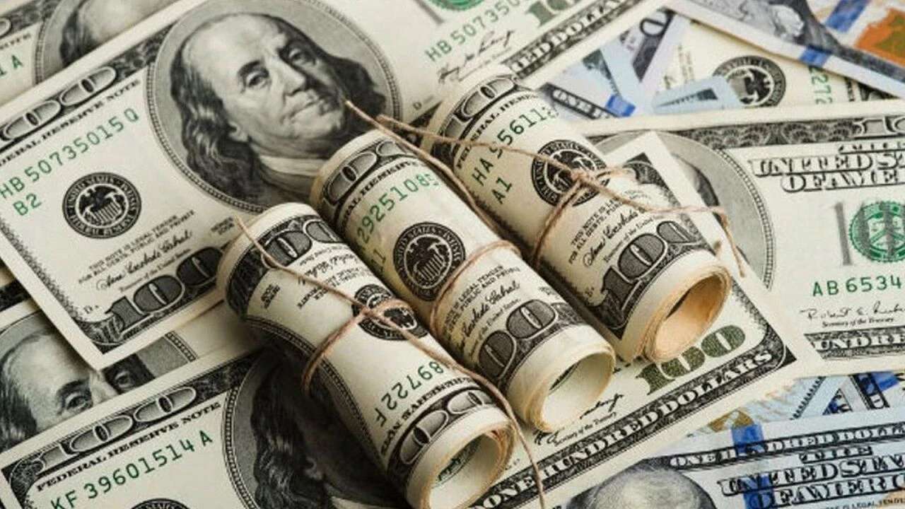 Döviz Piyasasında Sıcak Gelişme! Yıl Sonu Dolar Kuru İçin Yeni Rakam Sızdı!