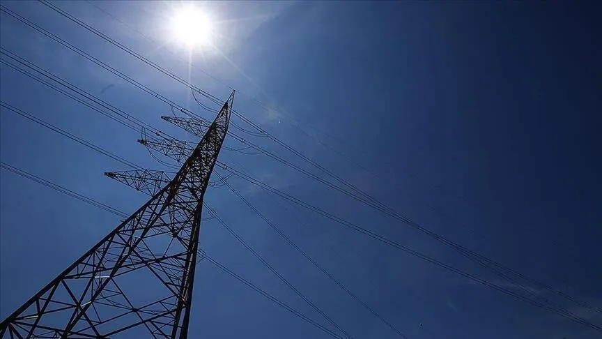 Elektrik Hattına Kapılan Işçi