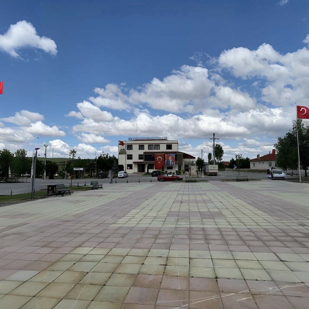 Han Ilçe Belediye Binası