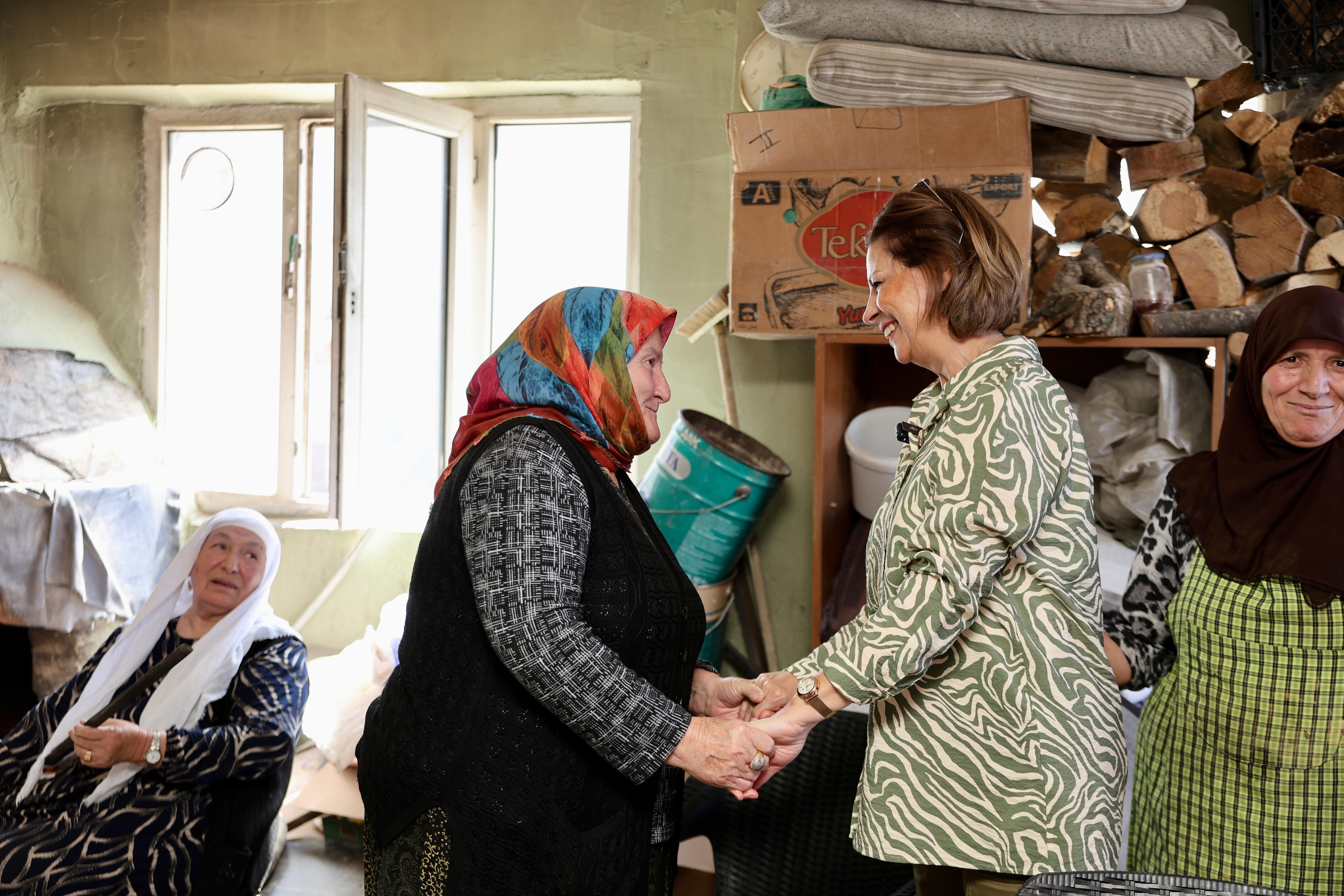 Başkan Ünlüce Fevzi Çakmak’ta Kadınlarla Buluştu