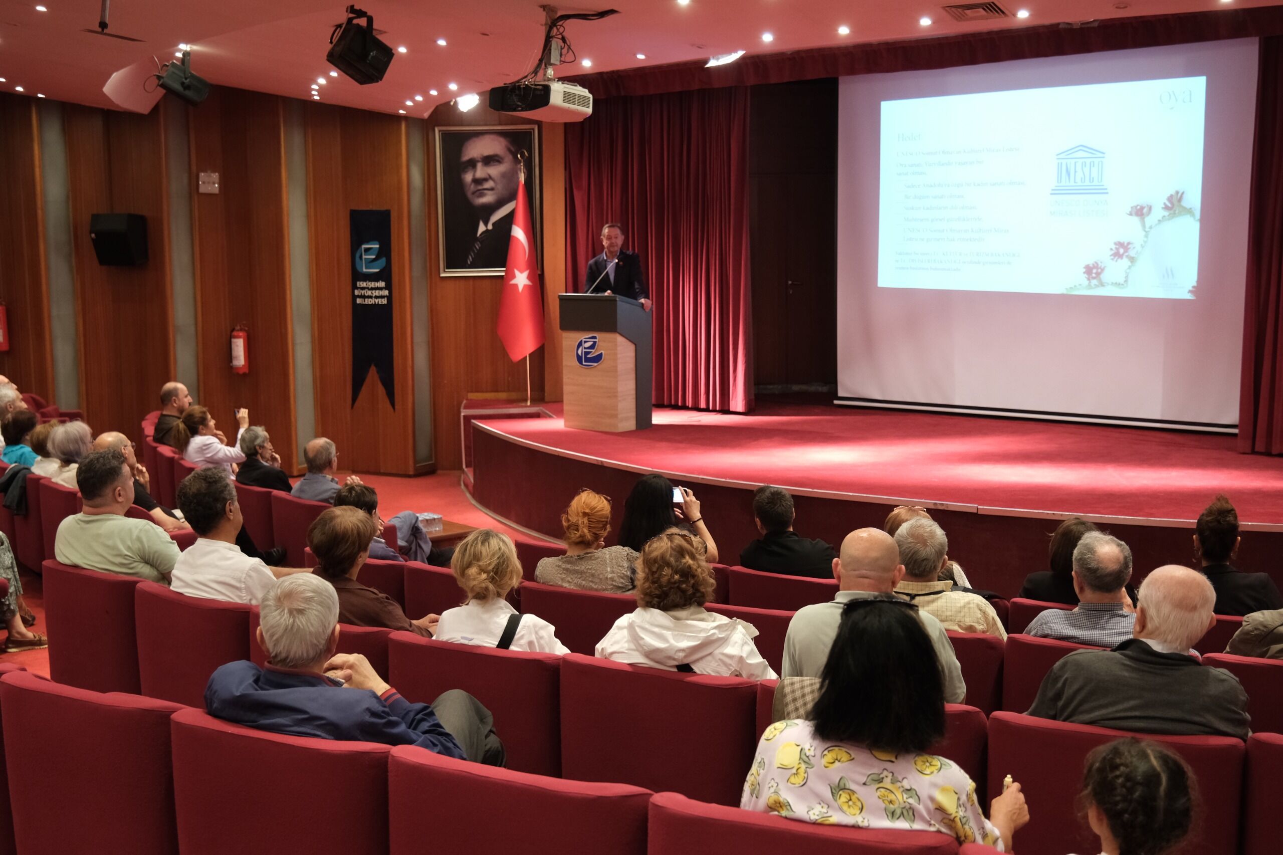 “Oya Anadolu Kadininin Eşsi̇z Sanati”