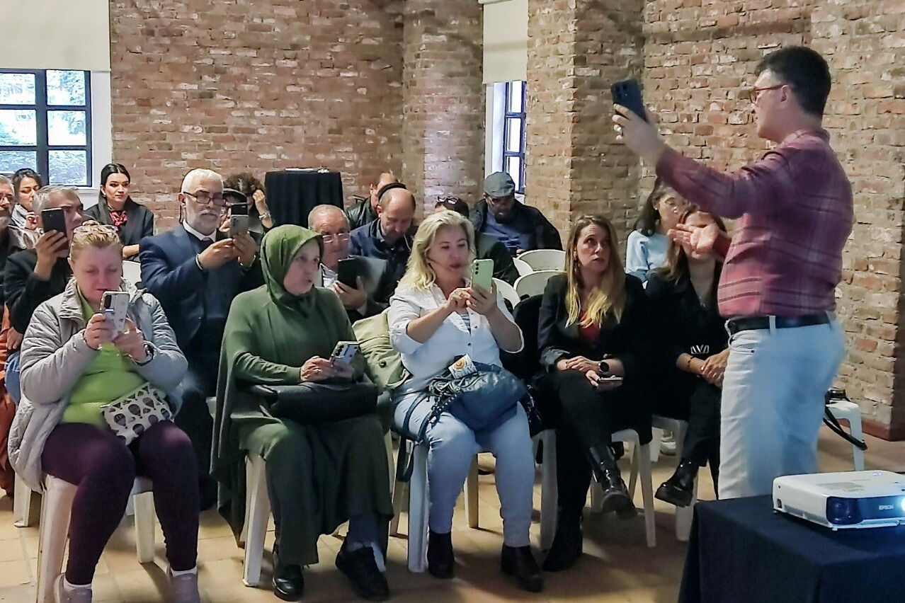 Tepebaşılı muhtarlar mahallelerini kendi gözlerinden anlatacak
