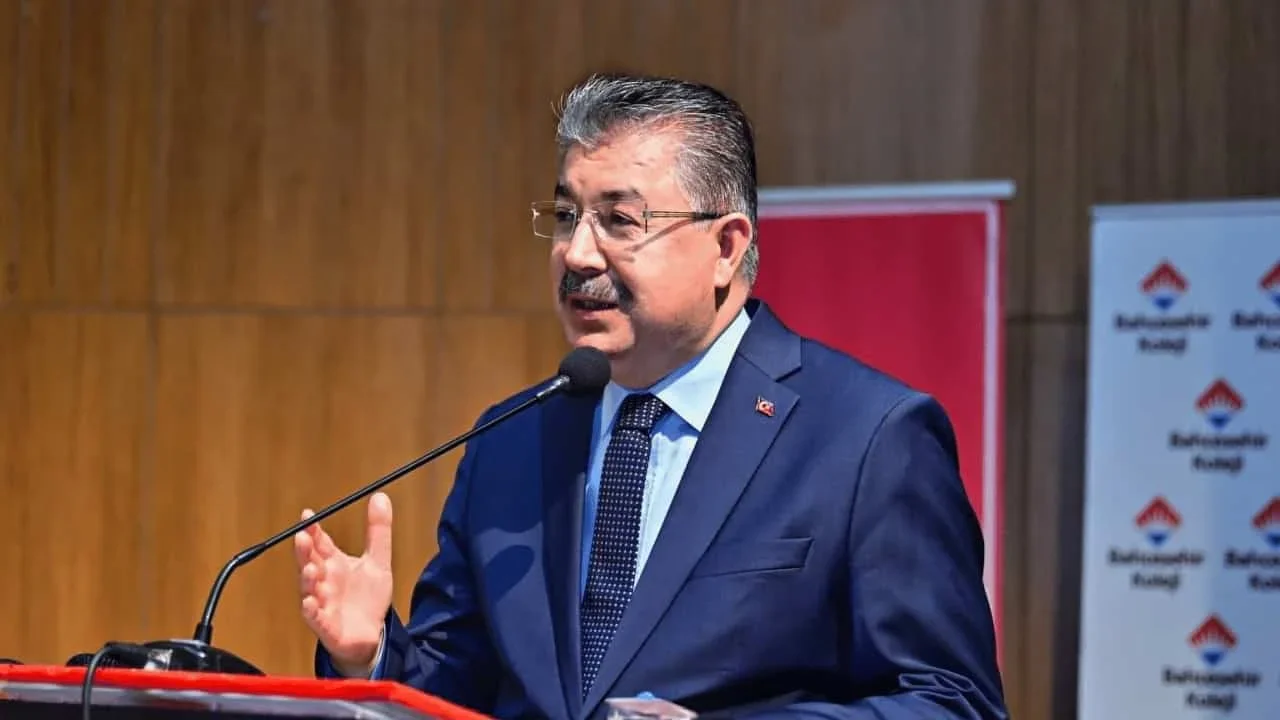 Vali Yilmaz Eskisehir Egitimde Oncu Bir Sehir-1