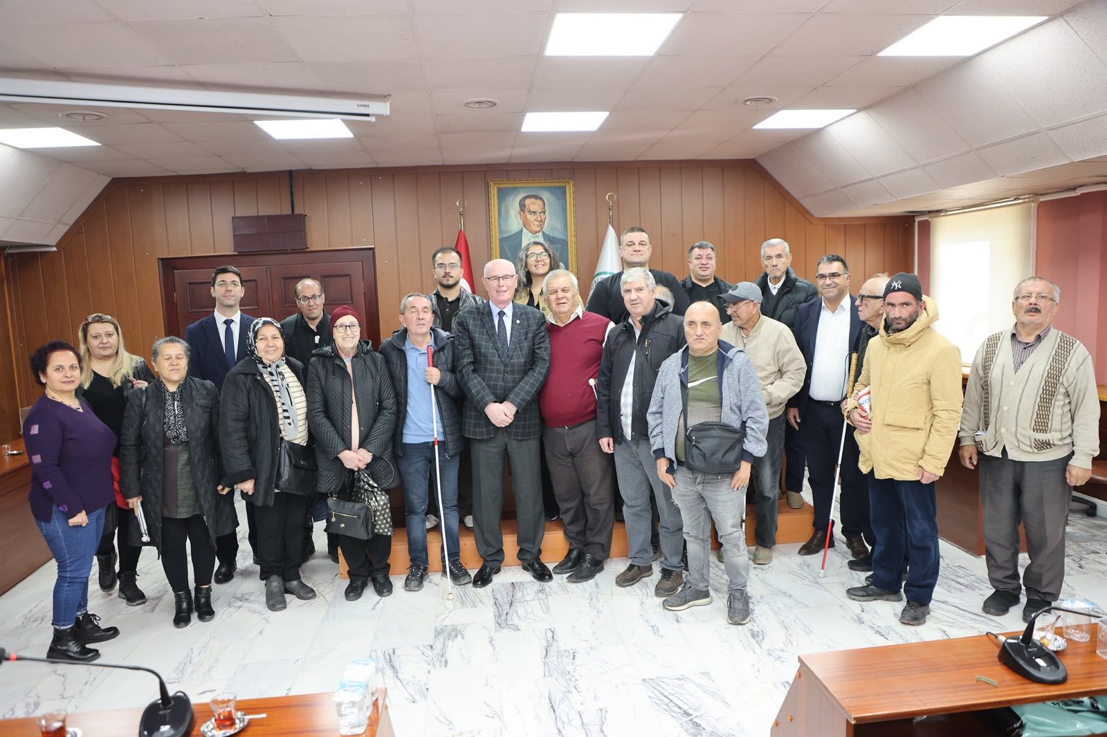 Başkan Kazım Kurt Engelli Dernekleriyle Bir Araya Geldi