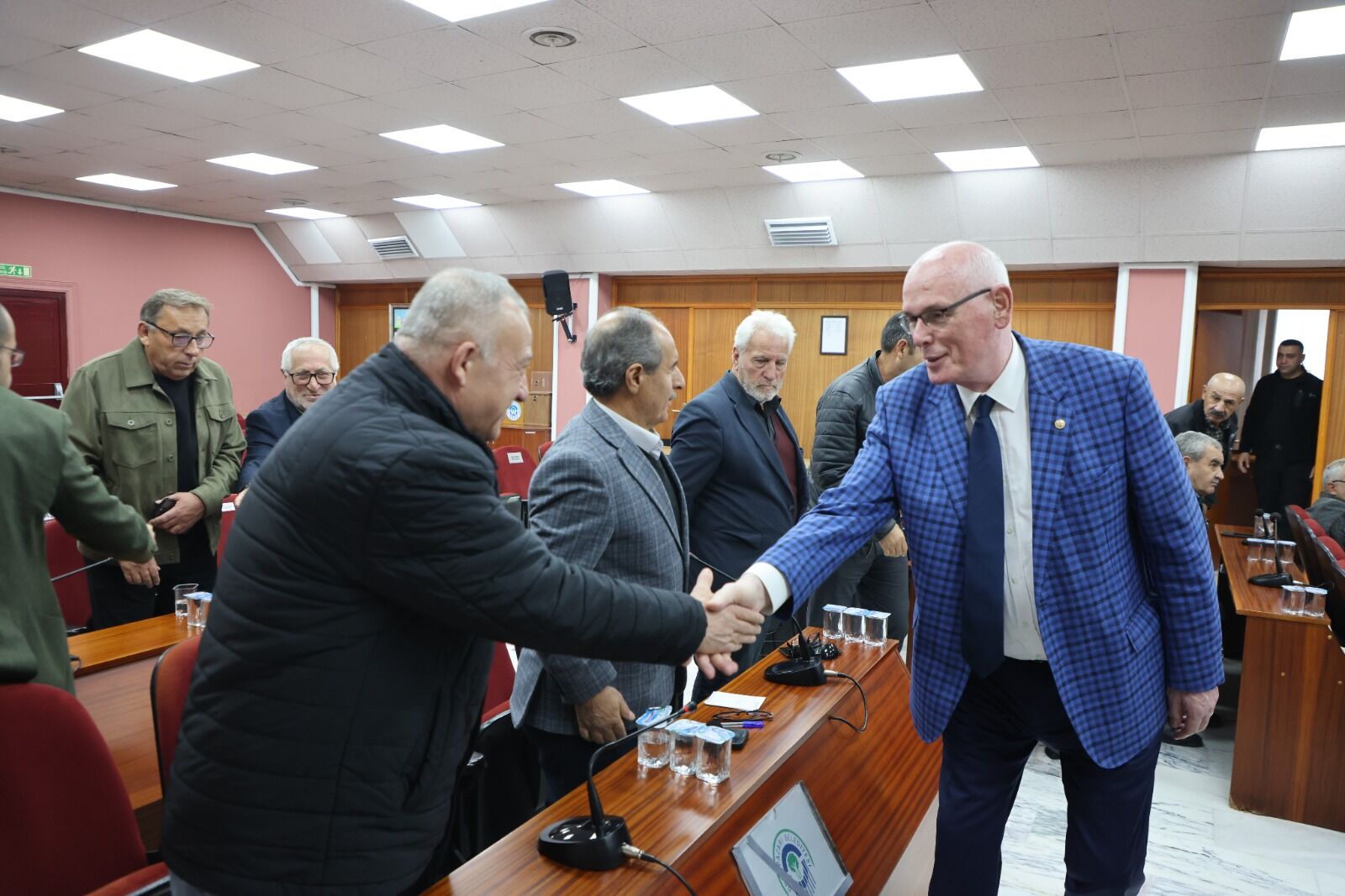 Başkan Kurt, Mahalle Muhtarlarıyla Bir Araya Geldi