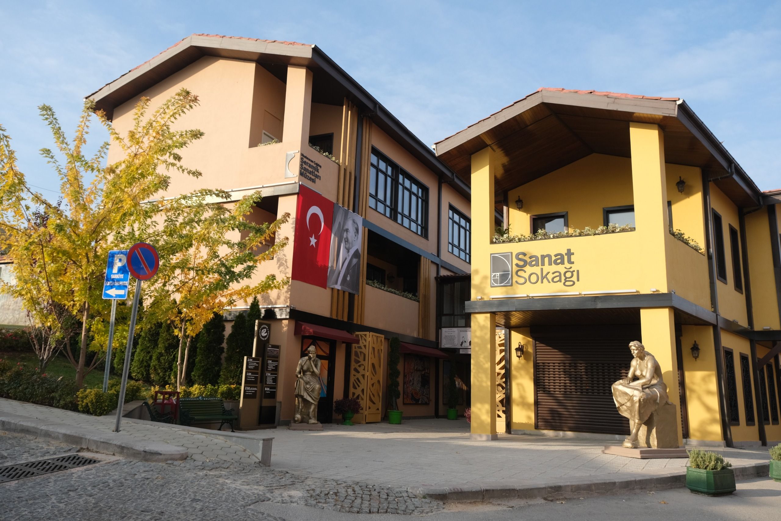 Büyükşehi̇r Beledi̇yesi̇nden 29 Eki̇m’e Özel Düzenleme
