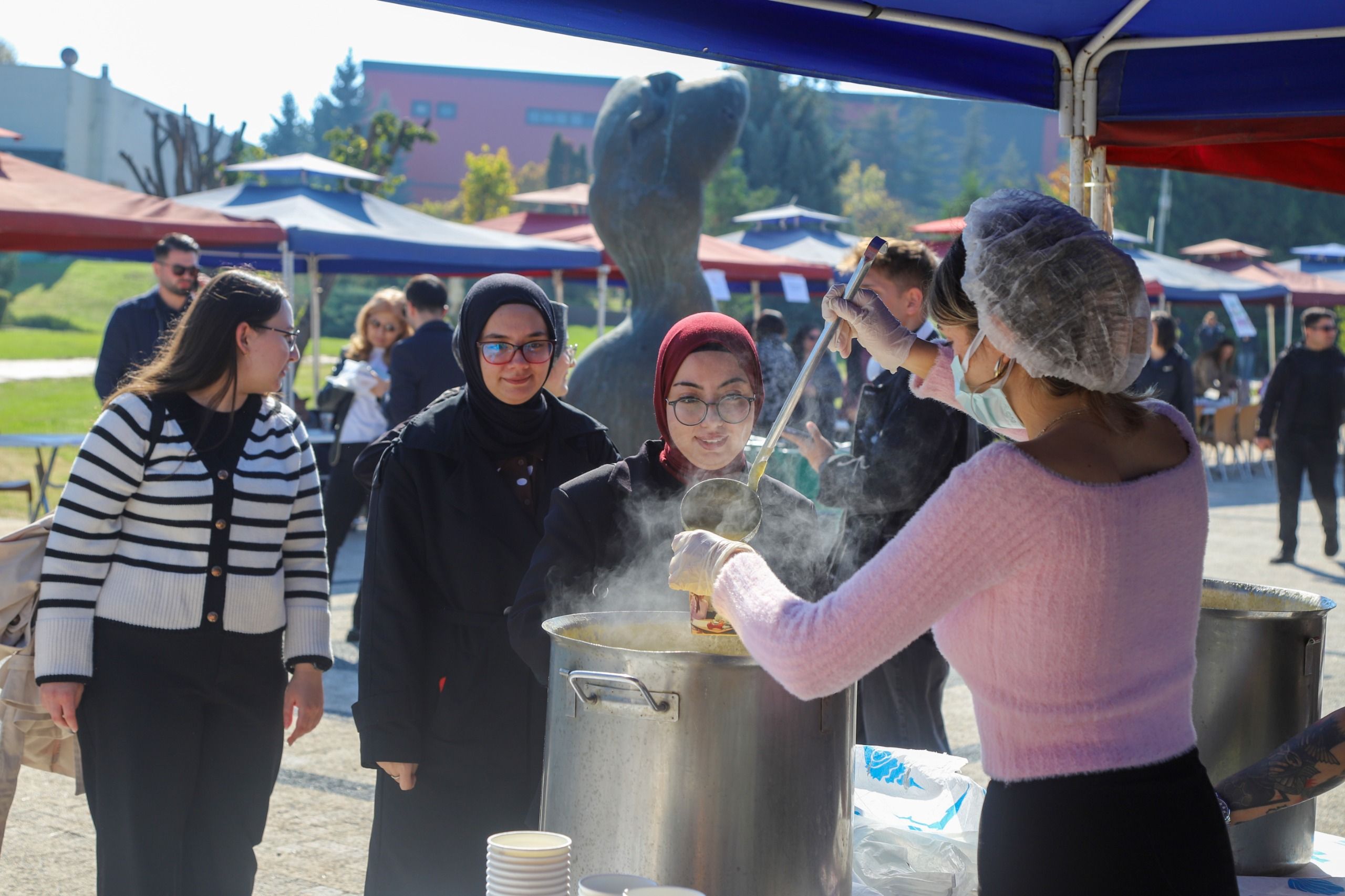 Büyükşehi̇rden Gençlere Farkindalik Desteği̇ 