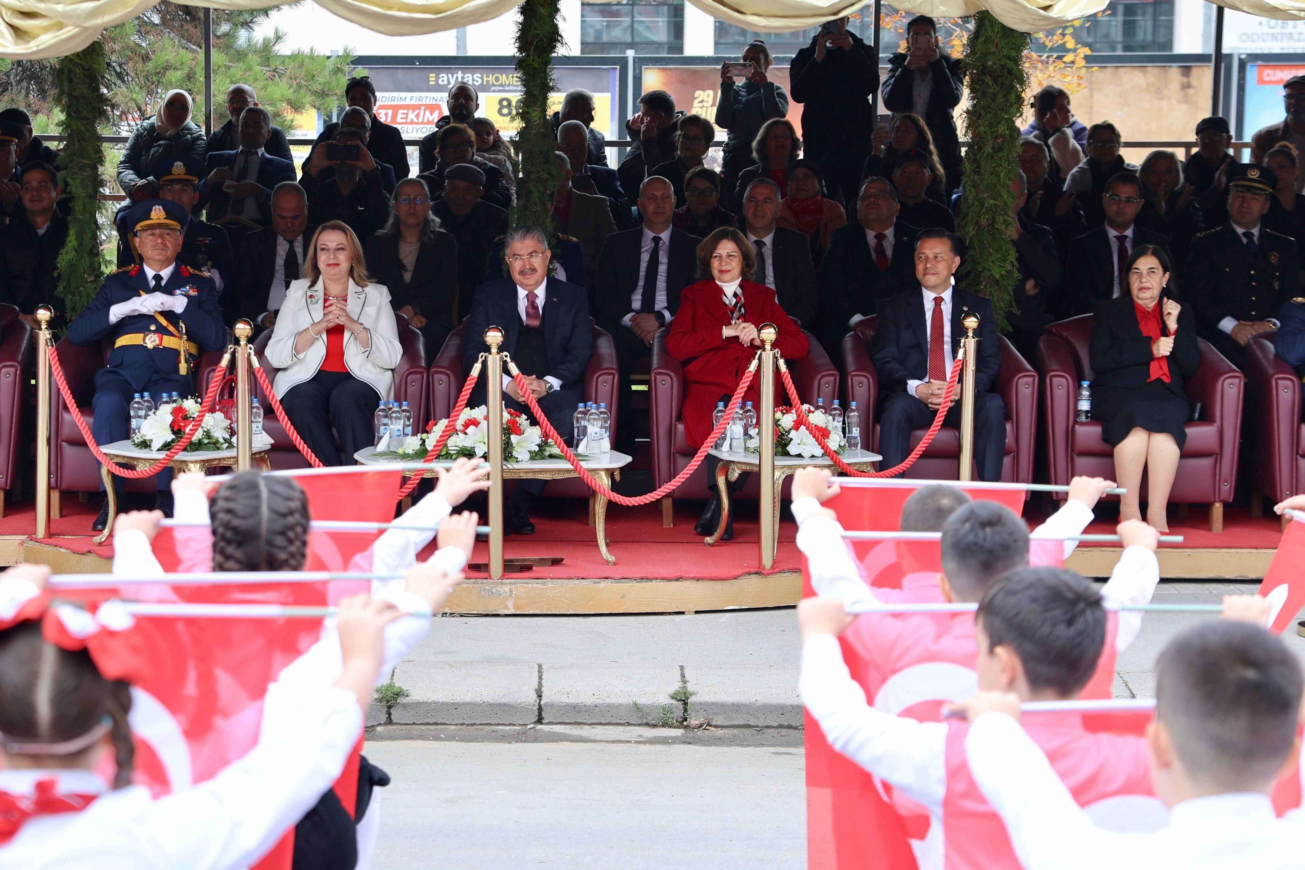 29 Ekim Cumhuri̇yet Bayramı Protokol