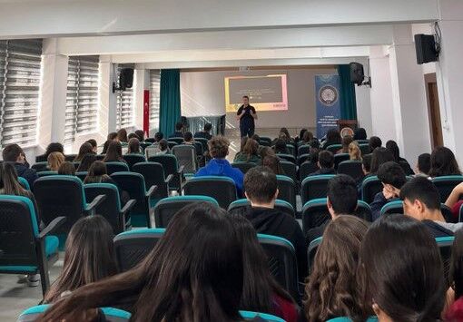 Eskişehir’de 490 Öğrenciye Siber Güvenlik Eğitimi Verildi