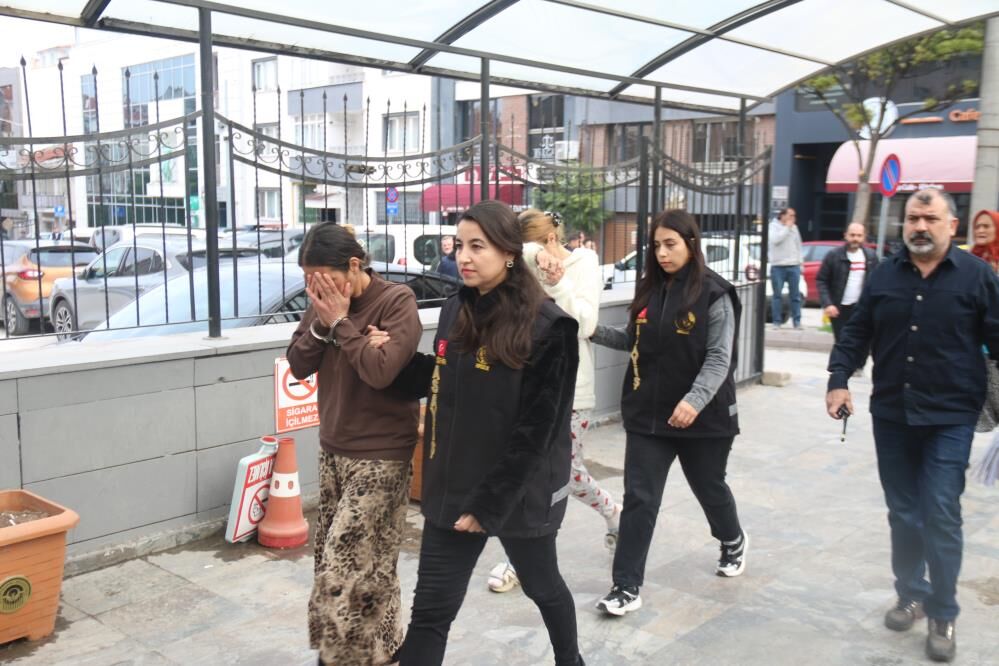 Eskişehir'de Hırsızlık Şüphelileri Tutuklandı 1