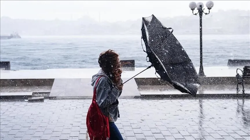 Meteoroloji'den Fırtına ve Sağanak Uyarısı: 13 İle Sarı Kod
