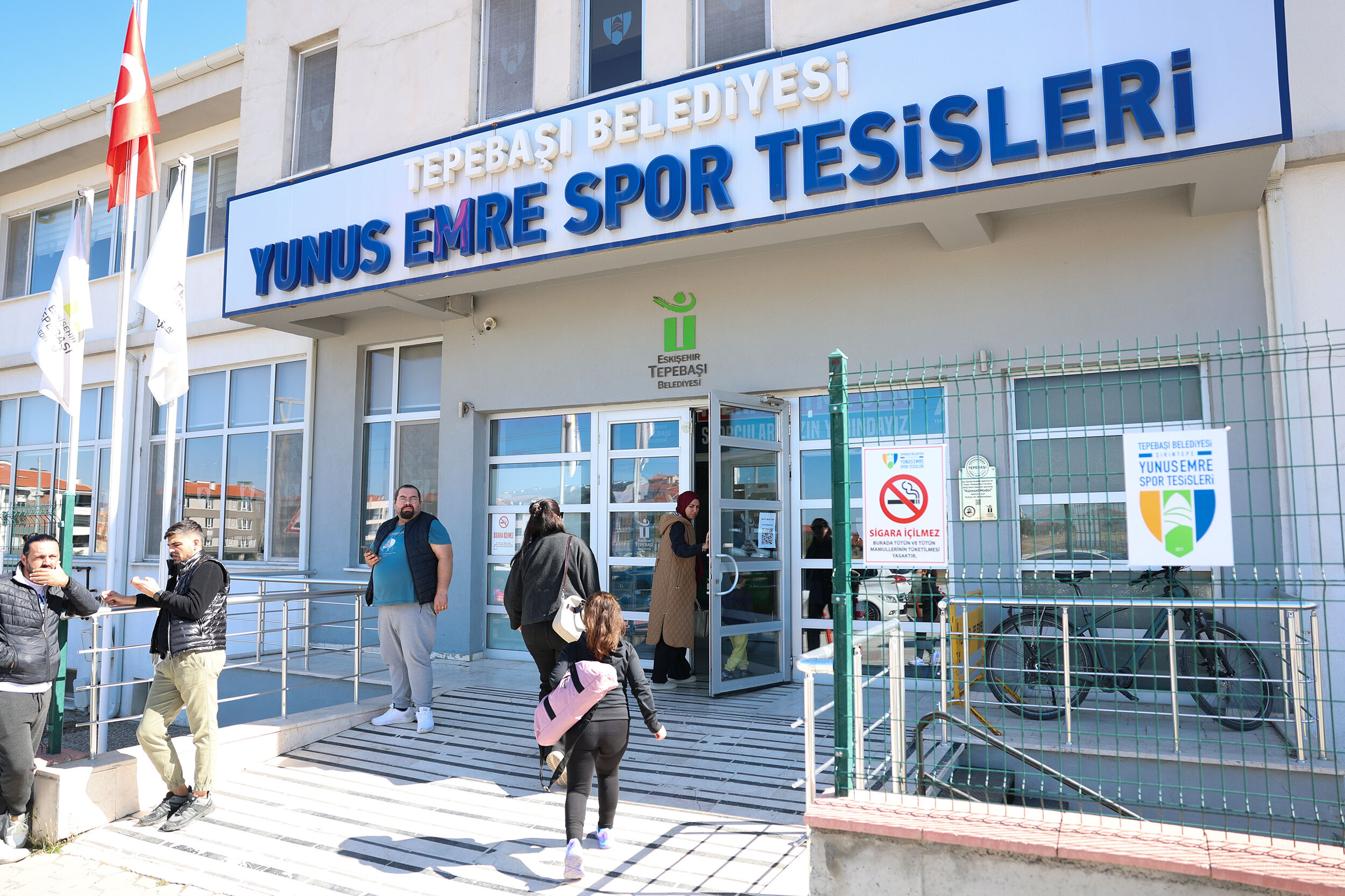 Tepebaşı Belediyesi Yunus Emre Spor Tesisleri