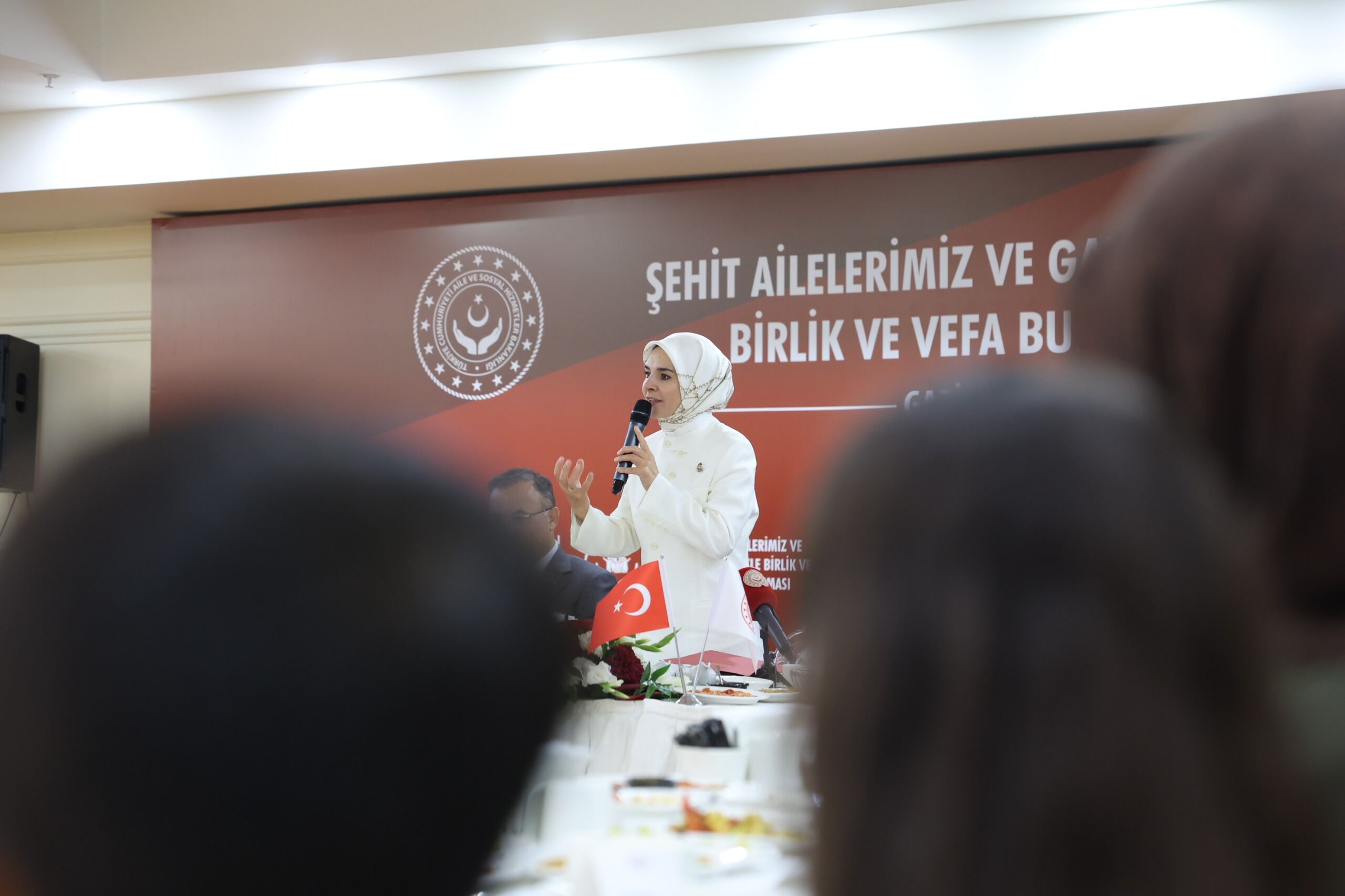 Bakan Mahinur Özdemir Göktaş
