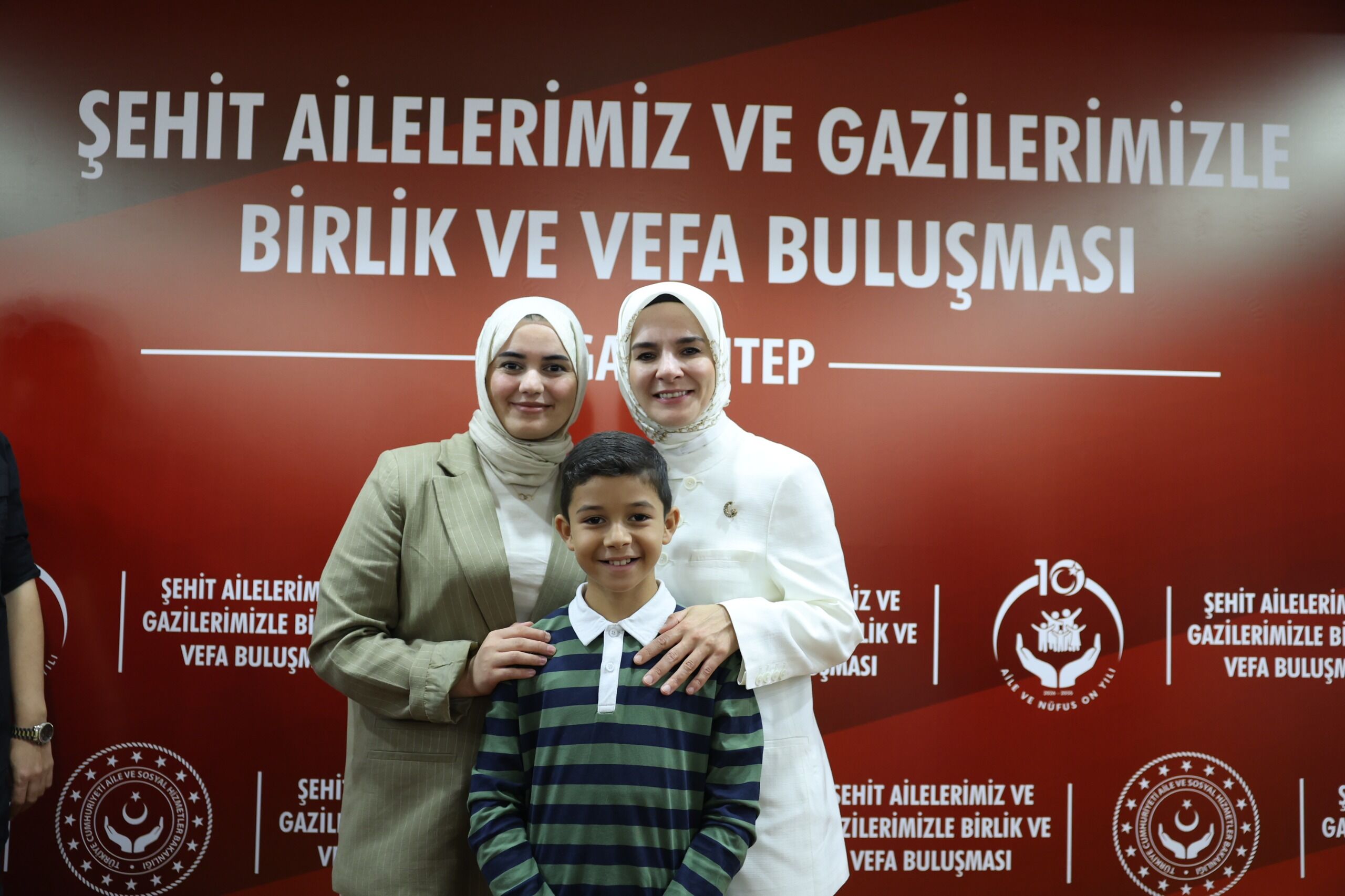 Bakan Mahinur Özdemir Göktaş