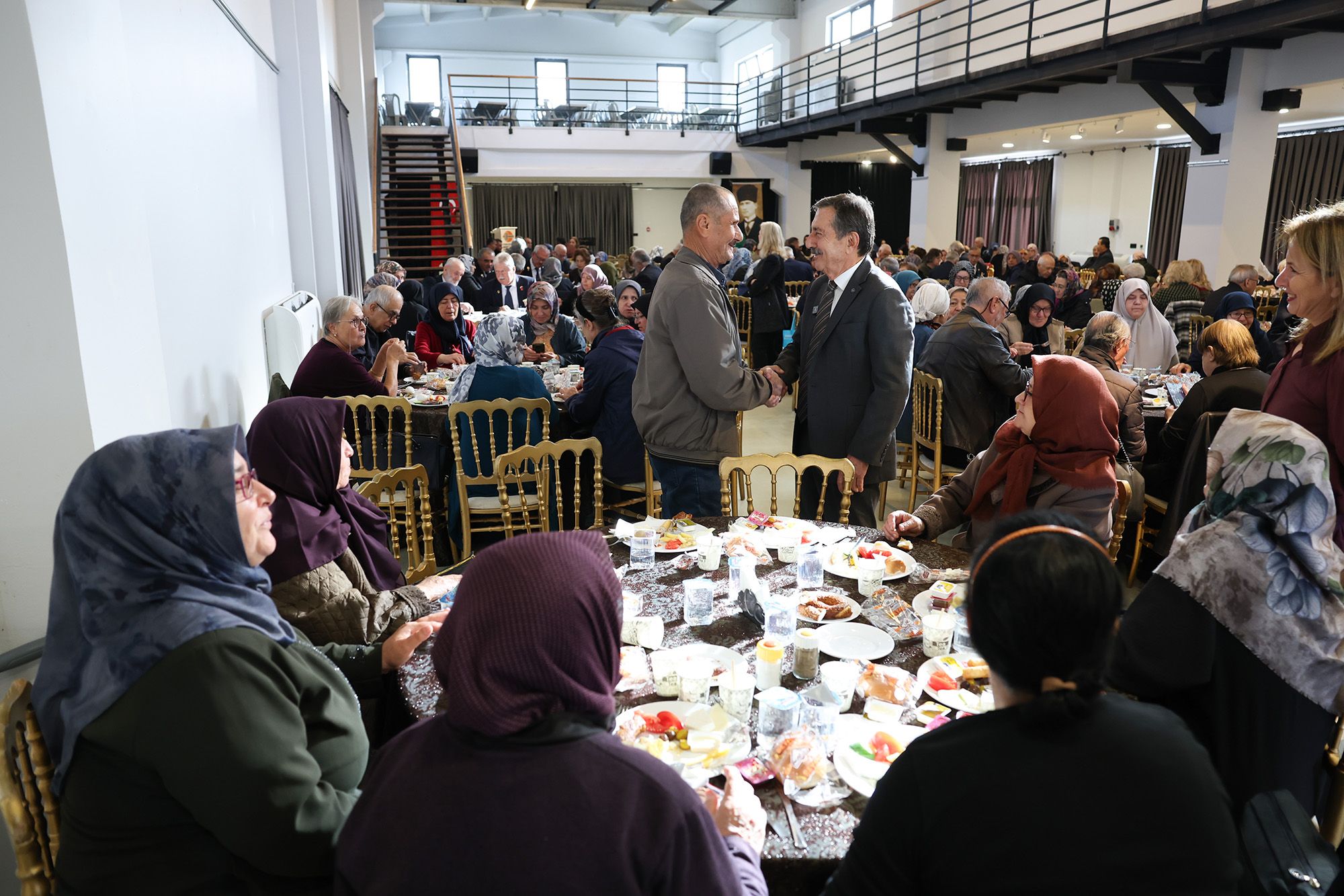 Başkan Ahmet Ataç Şehit Aileleri Ve Gazilerle Aynı Sofrada Buluştu