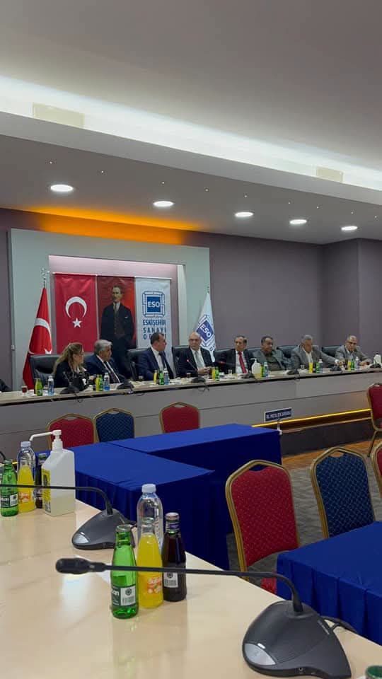 MHP heyeti Eskişehir Sanayi Odası Başkanı Celalettin Kesikbaş ile bir araya geldi