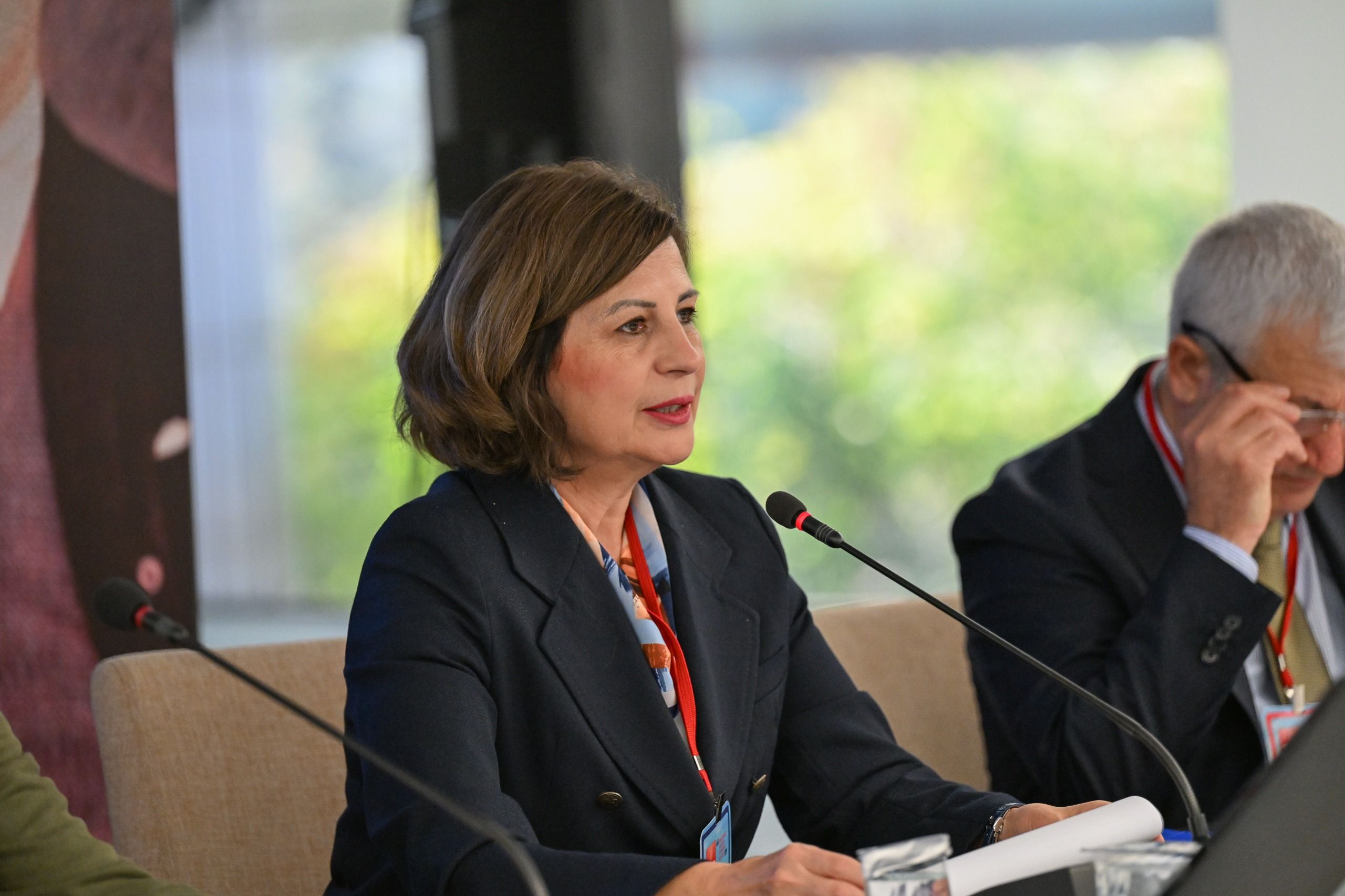 Ayşe Ünlüce