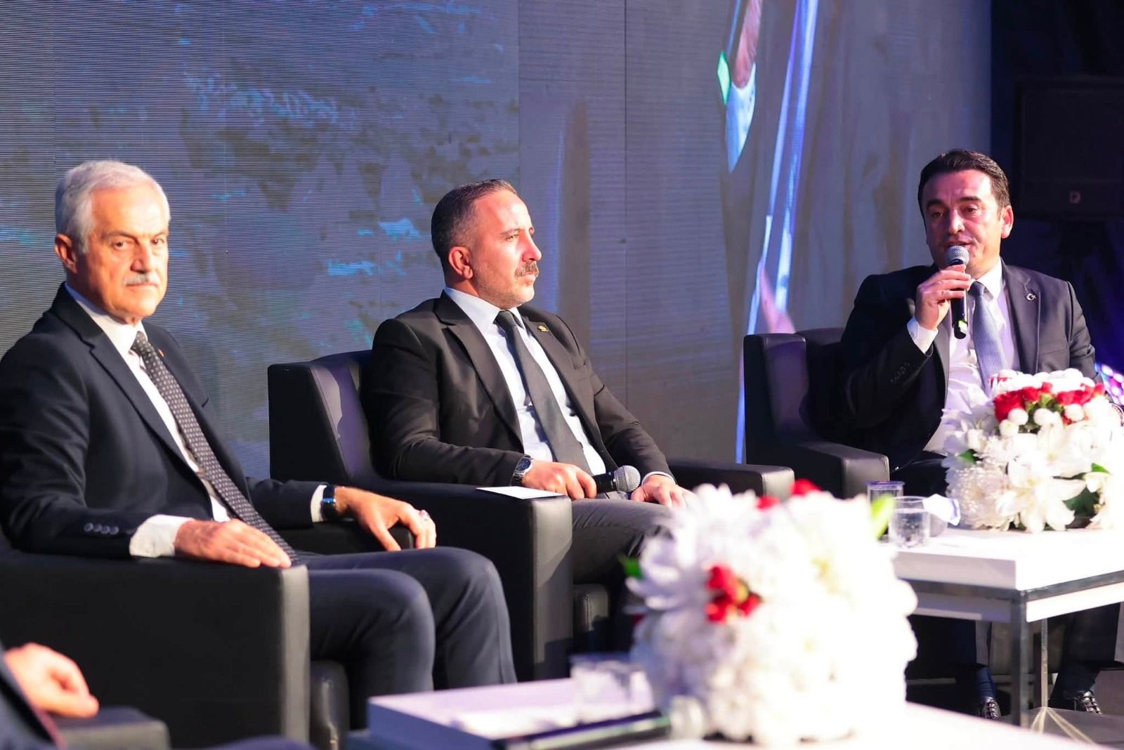 Başkan Habil Dökmeci Uluslararası Zirvede Konuştu