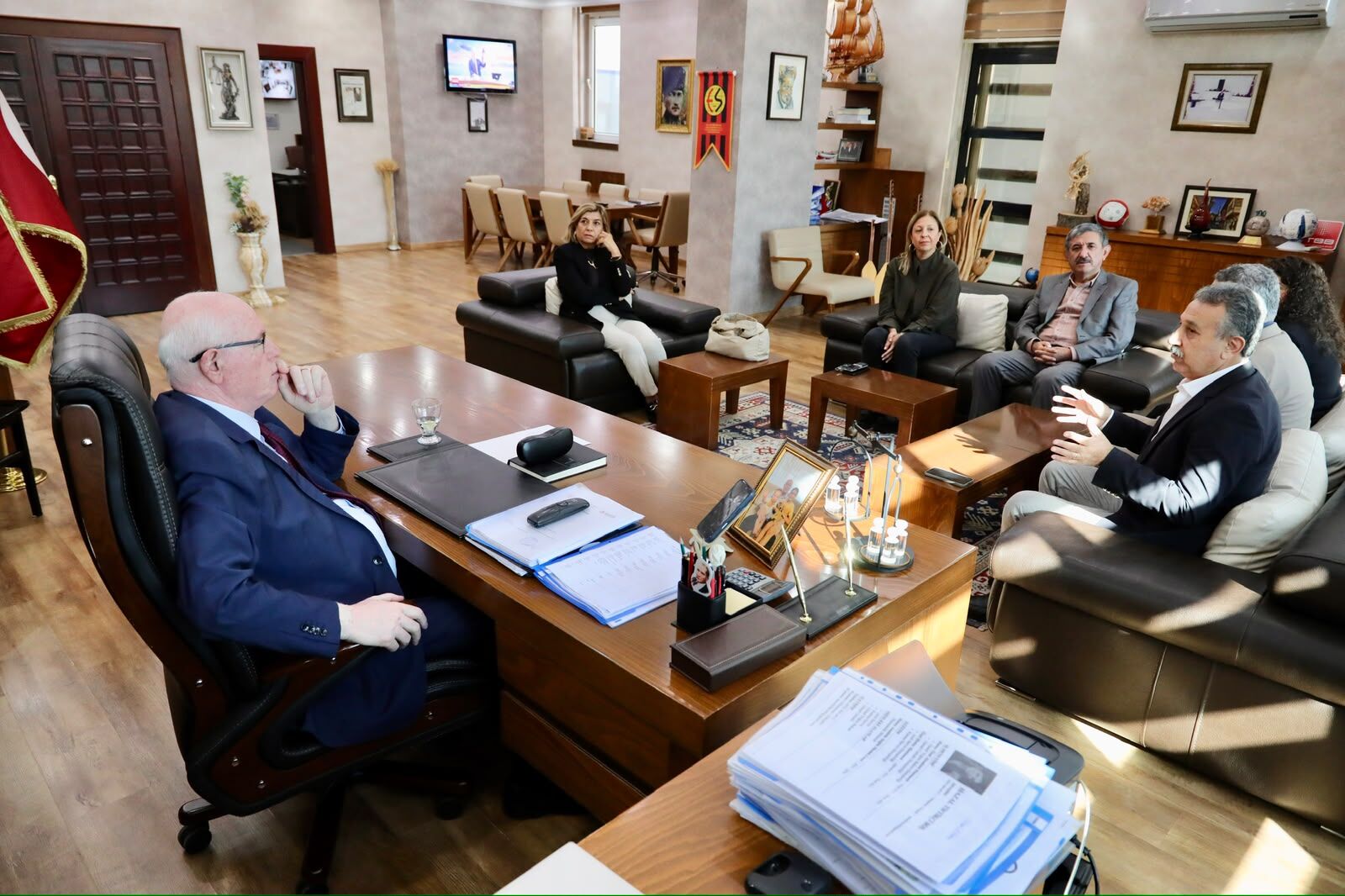 Yenikent’ten Başkan Kurt’a Imar Planı Teşekkürü 